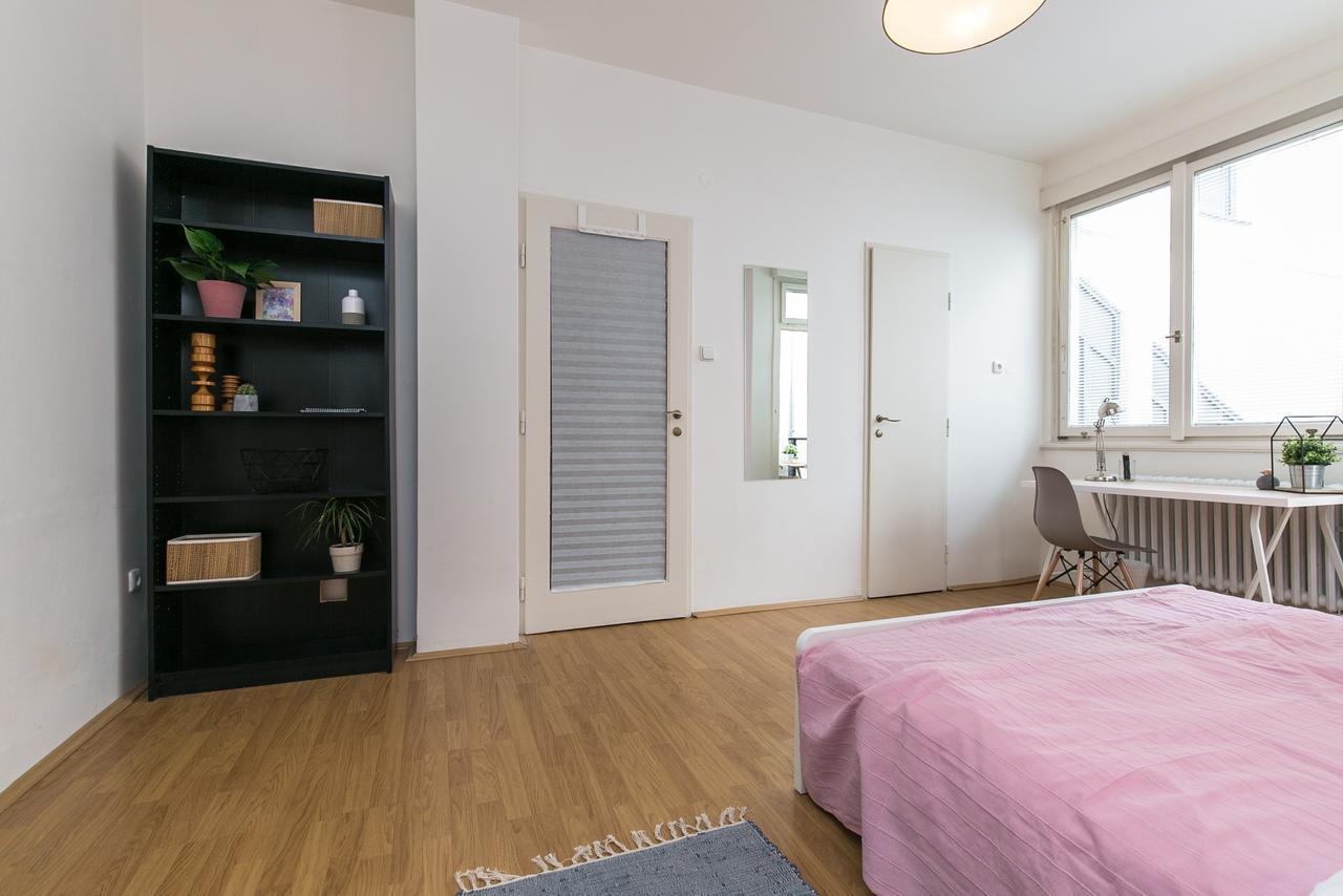 Apartments Ve Smeckach 27 Prague Luaran gambar