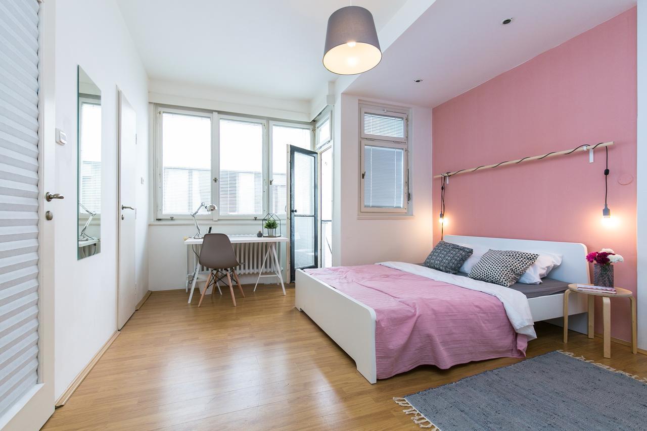 Apartments Ve Smeckach 27 Prague Luaran gambar